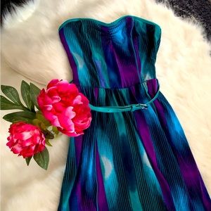 NWT Juniors Heart shaped tube top short dress with belt NWT SIZE XS